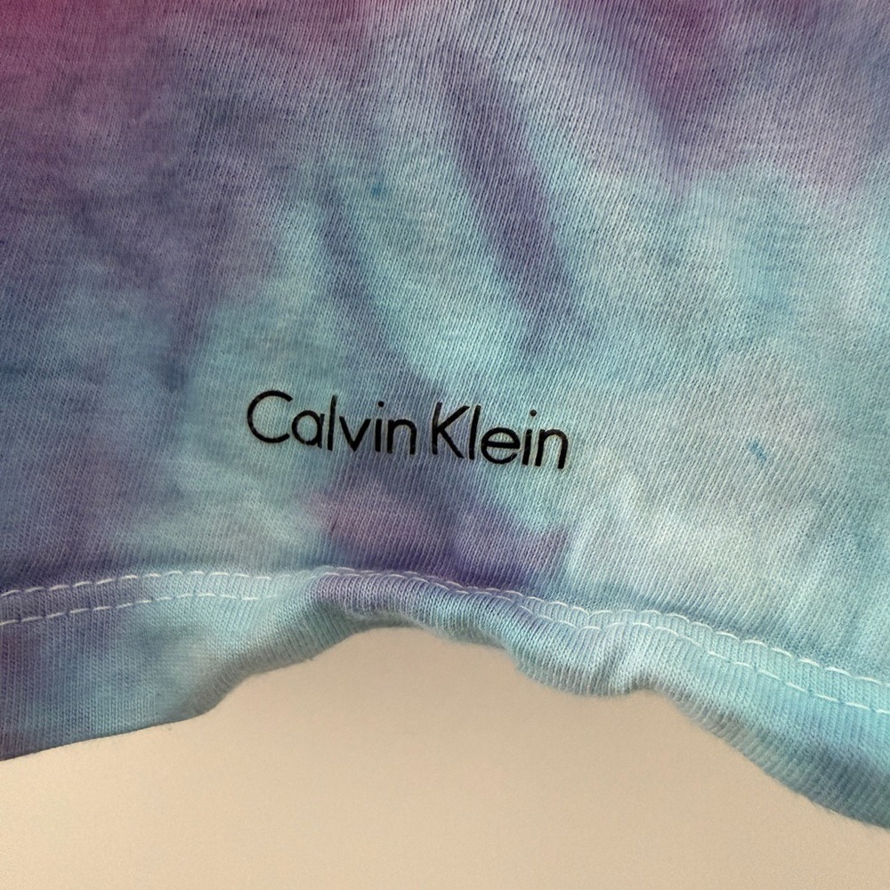 Calvin Klein Classic Fit Tie Dyed T-shirt Men's Size M Comfortable Hand Dyed Tee - Picture 4 of 6